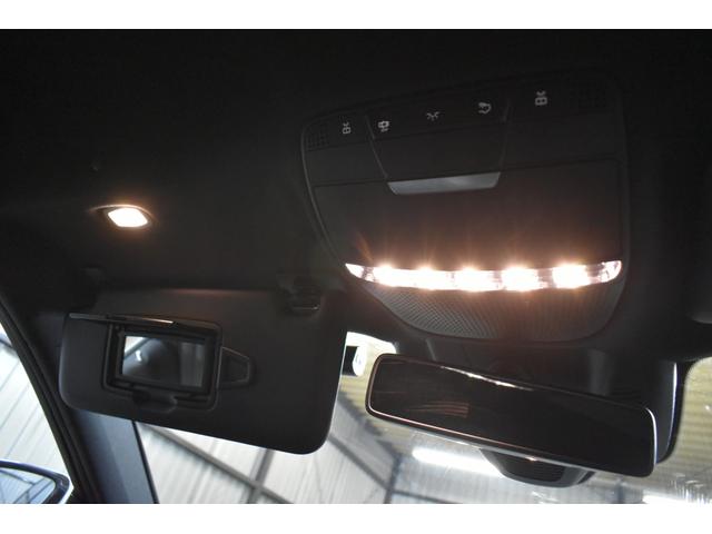 Ｅクラスステーションワゴン Ｅ２００　ステションワゴンアバンＧスポツ（本革仕様）　レーダーＳＰ　９速ＡＴ　全席ヒーター黒革　ディストロ　Ｂスポット　ＡＭＧエアロ１９ＡＷ　キーレスＧＯ　ＰＴＳ　フットゲート　エアバランスＰ　ブルメスターＳ　地デジ３６０カメラ　２年保証（46枚目）