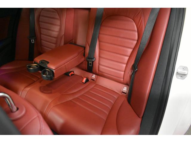 Ｃクラス Ｃ２００　ローレウスエディション　レザーエクスクルーシブ　スポーツ＋Ｐ　レーダーＰ　特別仕様　ＭＥコネ　９速　ヒータークーラー赤革　ＡＣＣ　ＡＭＧエアロ１８ＡＷ　液晶メーター　Ｆゲート　ブルメＳ　ＨＵＤ地デジ３６０カメ　２年保証（24枚目）