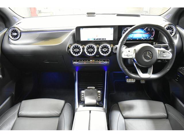 Ｂクラス Ｂ２００ｄ　ＡＭＧレザーエクスクルーシブパッケージ　２年保証　アドＰ　ナビＰ　レーダーＳＰ　黒灰革　ＨＵＤ　３６０カメラ　アドバンスドサウンド　ＡＭＧエアロ１８ＡＷ　ディストロ　ブラインドＳ　マルチＬＥＤヘッドライト　ＭＢＵＸナビＴＶ　フットゲート（3枚目）