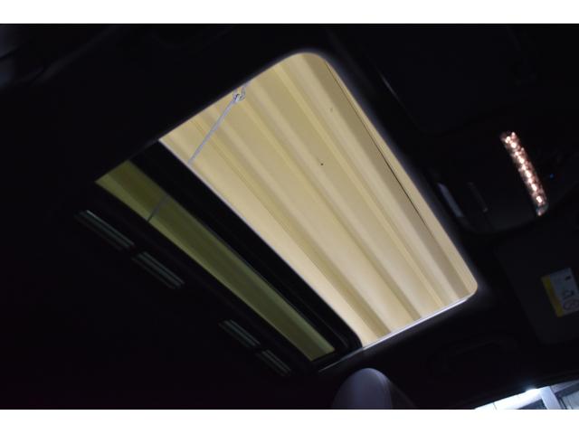 GLC GLC250 4マチック クーペスポーツ(本革仕様) レーダーSP 9速AT Sステップ サンR 全席ヒーター黒革 ディストロ BSM Lキープ AMGエアロ19AW キーGO ブルメS HUD Fゲート 地デジ360カメラ 2年保証(5枚目)