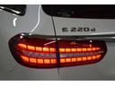 E220d ステーションワゴン スポーツ エクスクルーシブP AMGラインインテリアP レーダーセーフティP 後期 パノラマサンルーフ 黒革 ブルメ HUD MUBXナビTV 360カメ オートテールゲート AMGエアロ19AW 2年保証(56枚目)