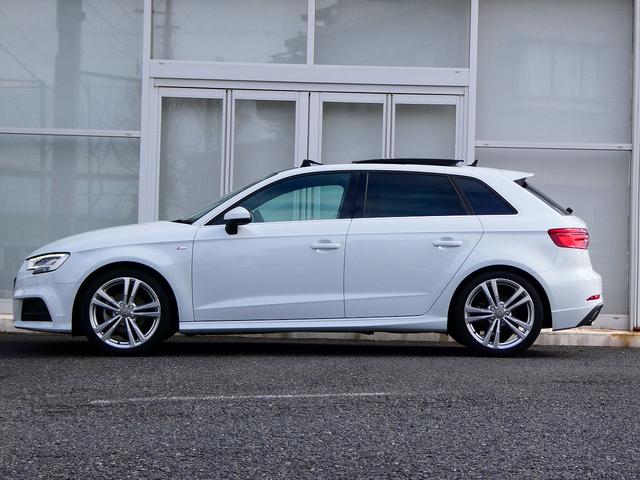 Ａ３ スポーツバック３０ＴＦＳＩ　スポーツ　パノラマサンルーフ　Ｓｌｉｎｅパッケージ　ナビゲーションパッケージ　コンビニエンスパッケージ　セーフティパッケージ（3枚目）