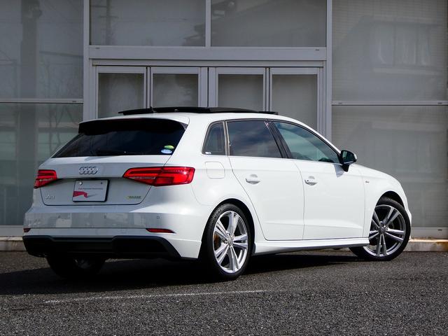 Ａ３ スポーツバック３０ＴＦＳＩ　スポーツ　パノラマサンルーフ　Ｓｌｉｎｅパッケージ　ナビゲーションパッケージ　コンビニエンスパッケージ　セーフティパッケージ（4枚目）