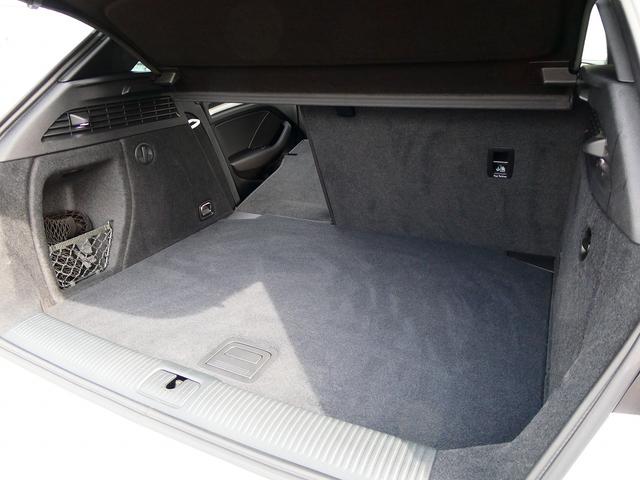 Ａ３ スポーツバック３０ＴＦＳＩ　スポーツ　パノラマサンルーフ　Ｓｌｉｎｅパッケージ　ナビゲーションパッケージ　コンビニエンスパッケージ　セーフティパッケージ（17枚目）