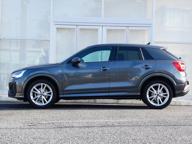 Ｑ２ ３５ＴＦＳＩ　Ｓライン　ブラックスタイリングＰＫＧ　Ｓ　ｌｉｎｅ　ｐｌｕｓ　ＰＫＧ　コンビニエンス＆アシスタンスＰＫＧ　ナビゲーションＰＫＧ　プライバシーガラス（3枚目）