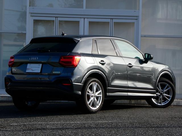 Ｑ２ ３５ＴＦＳＩ　Ｓライン　ブラックスタイリングＰＫＧ　Ｓ　ｌｉｎｅ　ｐｌｕｓ　ＰＫＧ　コンビニエンス＆アシスタンスＰＫＧ　ナビゲーションＰＫＧ　プライバシーガラス（4枚目）