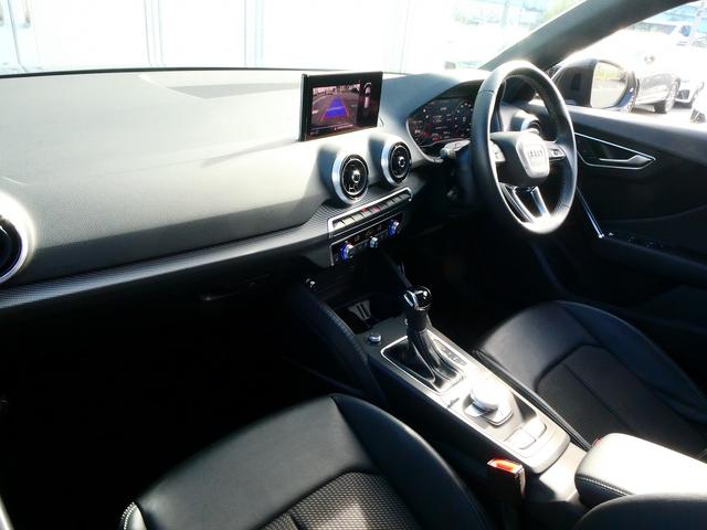 Ｑ２ ３５ＴＦＳＩ　Ｓライン　ブラックスタイリングＰＫＧ　Ｓ　ｌｉｎｅ　ｐｌｕｓ　ＰＫＧ　コンビニエンス＆アシスタンスＰＫＧ　ナビゲーションＰＫＧ　プライバシーガラス（12枚目）