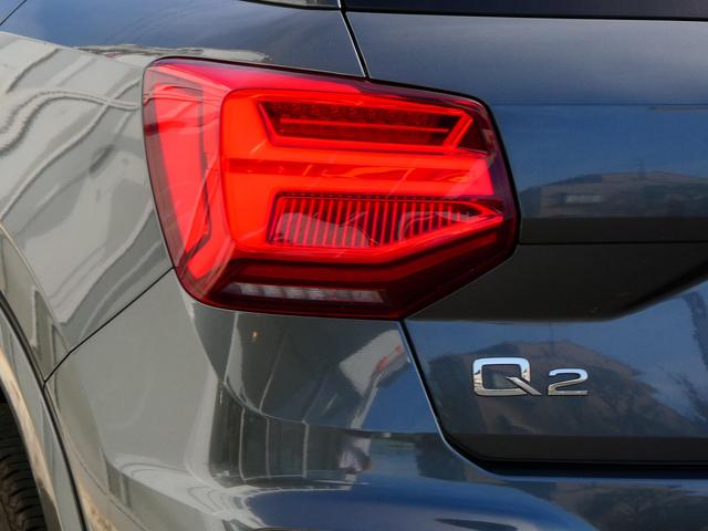 Ｑ２ ３５ＴＦＳＩ　Ｓライン　ブラックスタイリングＰＫＧ　Ｓ　ｌｉｎｅ　ｐｌｕｓ　ＰＫＧ　コンビニエンス＆アシスタンスＰＫＧ　ナビゲーションＰＫＧ　プライバシーガラス（49枚目）