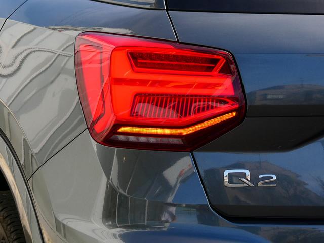 Ｑ２ ３５ＴＦＳＩ　Ｓライン　ブラックスタイリングＰＫＧ　Ｓ　ｌｉｎｅ　ｐｌｕｓ　ＰＫＧ　コンビニエンス＆アシスタンスＰＫＧ　ナビゲーションＰＫＧ　プライバシーガラス（50枚目）