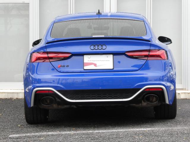 アウディ ＲＳ５スポーツバック