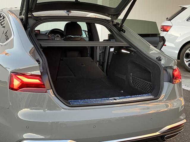 Ａ５スポーツバック ４０ＴＤＩクワトロ　Ｓライン　電動シート　シートヒーター　ＬＥＤヘッドライト　ワンオーナー　禁煙車　Ｂｌｕｅｔｏｏｔｈ　アダクティブクルーズコントロール　バックカメラ　レーンキープ　ＥＴＣ２．０　４ＷＤ　パークアシスト　キーレス（13枚目）