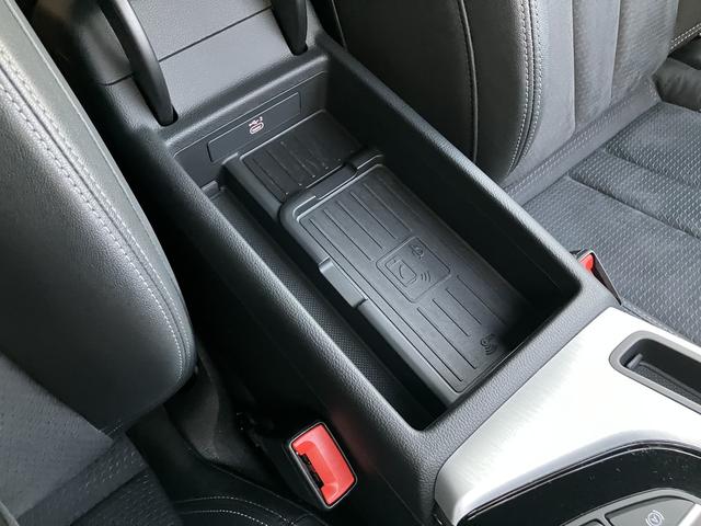 Ａ５スポーツバック ４０ＴＤＩクワトロ　Ｓライン　電動シート　シートヒーター　ＬＥＤヘッドライト　ワンオーナー　禁煙車　Ｂｌｕｅｔｏｏｔｈ　アダクティブクルーズコントロール　バックカメラ　レーンキープ　ＥＴＣ２．０　４ＷＤ　パークアシスト　キーレス（26枚目）