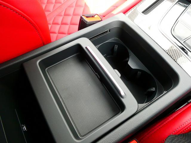 ＳＱ５スポーツバック ベースグレード　アダプティブＳスポーツエアサスペンション　レザーパッケージ　カラードブレーキキャリパーレッド　プライバシーガラス　ＴＶチューナー（23枚目）
