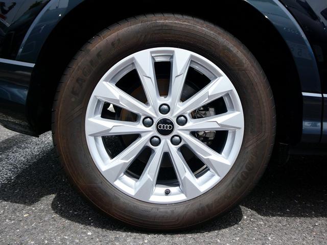 Ｑ３スポーツバック ３５ＴＦＳＩ　コンビニアシスタンスパッケージ　３本スポークステアリングパドルシフト付　スマートフォンインターフェイス　ＴＶチューナー（53枚目）