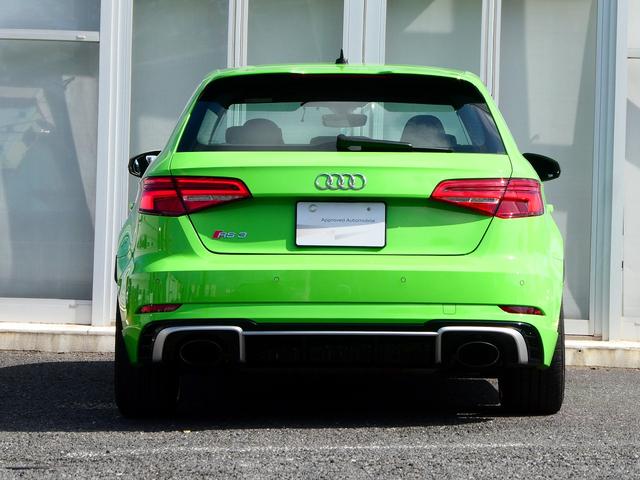 ＲＳ３スポーツバック ベースグレード　ＲＳデザインＰＫＧ（5枚目）