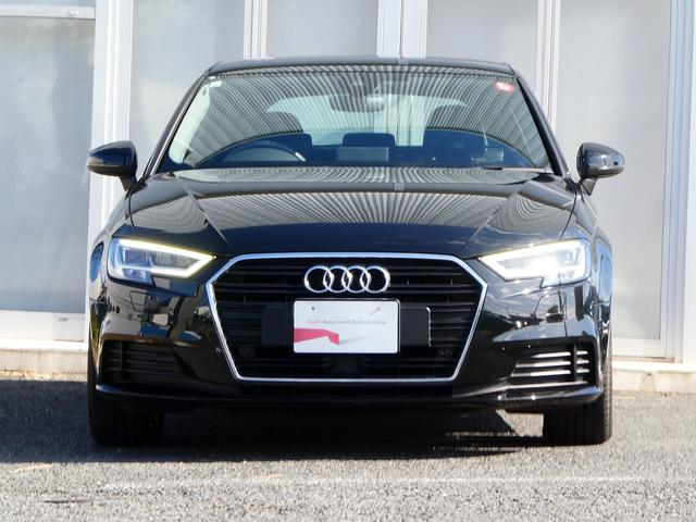 Ａ３ スポーツバック３０ＴＦＳＩ　シグネチャーエディション　限定車シグネチャーエディション（2枚目）
