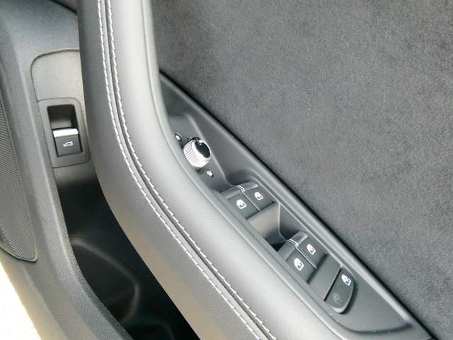 A4アバント 45TFSIクワトロ Sライン Slineプラス コンフォート シートヒーター プライバシーガラス(30枚目)