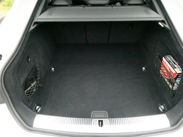 A5スポーツバック 45TFSIクワトロ Sライン サンルーフ B&O ブラックスタイリング レーザーライト コンフォートPKG プライバシーガラス TV(16枚目)