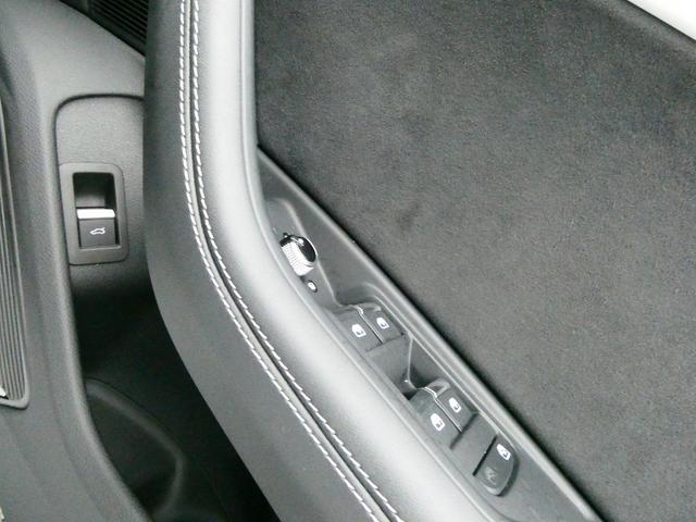 A5スポーツバック 45TFSIクワトロ Sライン サンルーフ B&O ブラックスタイリング レーザーライト コンフォートPKG プライバシーガラス TV(30枚目)