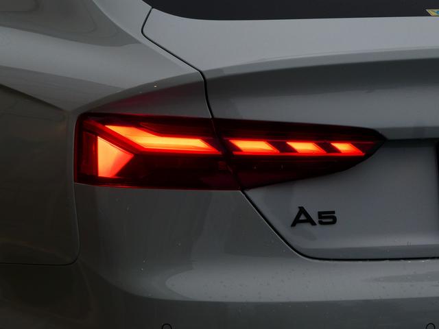 A5スポーツバック 45TFSIクワトロ Sライン サンルーフ B&O ブラックスタイリング レーザーライト コンフォートPKG プライバシーガラス TV(55枚目)