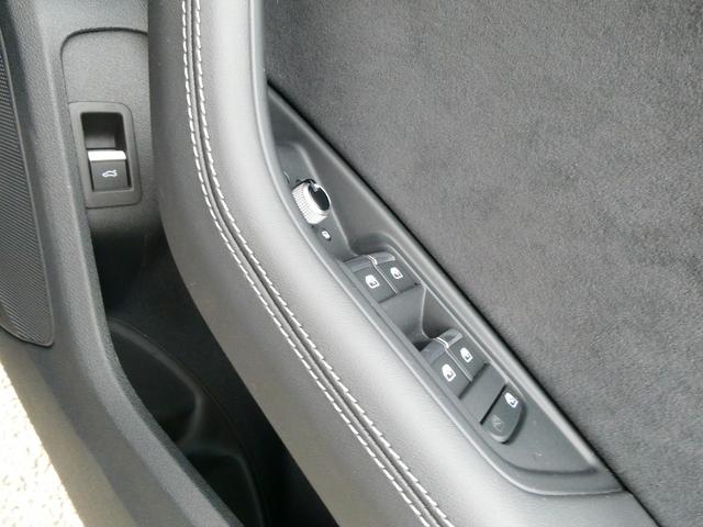 A5スポーツバック 40TDIクワトロ Sライン ブラックスタイリング コンフォートPKG TV プライバシーガラス(30枚目)