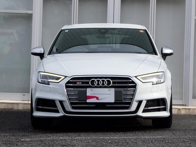 Ｓ３ スポーツバック　マグネティックライド　アシスタンス　レザー　マトリクス　キャリパーレッド　１９ＡＷ　プライバシーガラス（2枚目）