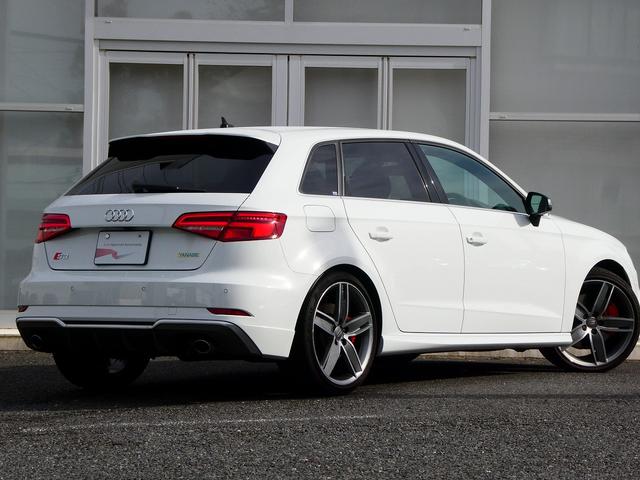 Ｓ３ スポーツバック　マグネティックライド　アシスタンス　レザー　マトリクス　キャリパーレッド　１９ＡＷ　プライバシーガラス（4枚目）