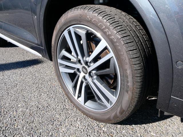 Q5スポーツバック ハイスタイル 限定車「high style(ハイスタイル)」 マトリクスOLEDリヤライト ファインナッパレザー 専用20インチアルミ ダンピングコントロールサスペンション(6枚目)