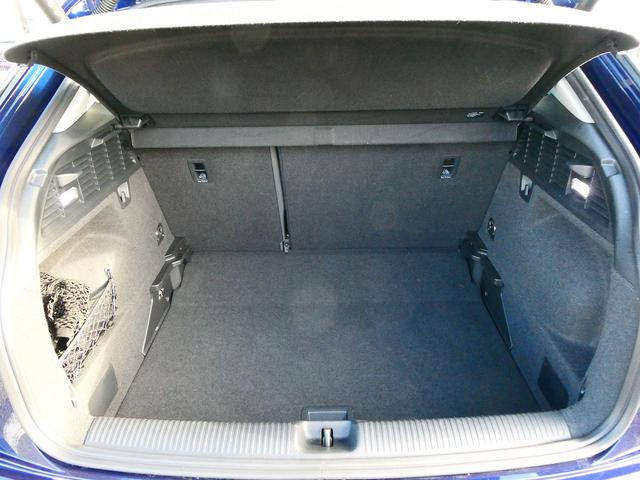 Ｑ２ ３５ＴＦＳＩアドバンスド　コンビニアシスタンス　テクノロジーＰＫＧ　ナビ（16枚目）