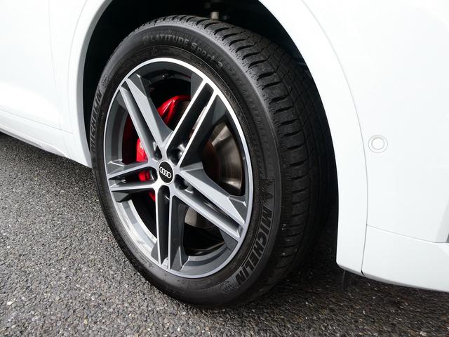 SQ5 ベースグレード サンルーフ キャリパーレッド ダイナミックステアリング レザー プライバシーガラス バックカメラ アダプティブクルーズコントロール(6枚目)