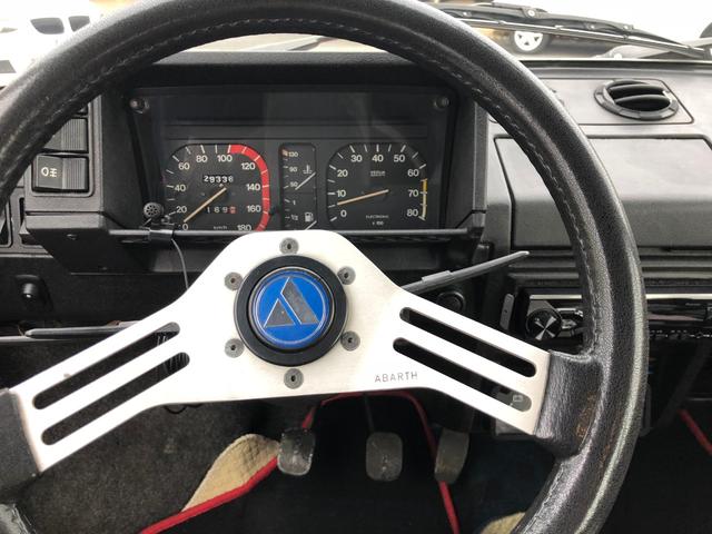 アバルト A112 ATSホイール シート張り替え済み(12枚目)