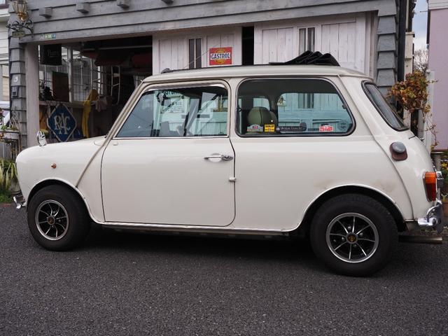 ＭＩＮＩ メイフェア　電動キャンバストップ　１０インチ　ＭＫ１パーツ　４ＡＴ　ウッドパネル　クーラー　モトリタウッド（8枚目）