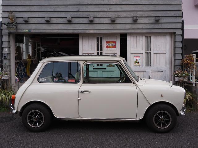 ＭＩＮＩ メイフェア　電動キャンバストップ　１０インチ　ＭＫ１パーツ　４ＡＴ　ウッドパネル　クーラー　モトリタウッド（10枚目）