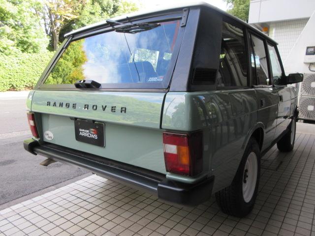 レンジローバー ベースグレード 本革 SR SWB 後期インテリア コイルサス換装 ブレーキマスターバック方式換装 ボディNewペイント ホワイトコントラストルーフ アルミ製アッパーゲート 天張新品生地張替済 正規D車 右H 記付(8枚目)