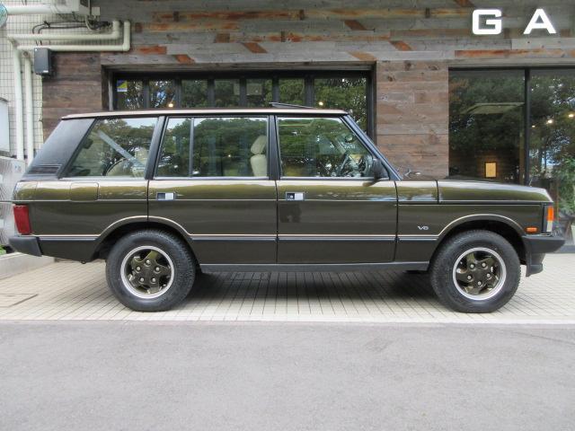 レンジローバー バンデンプラ　本革　ＳＲ　純正同色ＡＷ　ＬＷＢ　コイルサス換装済　後期インテリア　アイアンバンパー　サブタンク新品交換　天張新品生地張替済　Ｒクォーターガラスシール左右交換済　正規ディーラー車　右ハンドル　記録簿付（4枚目）