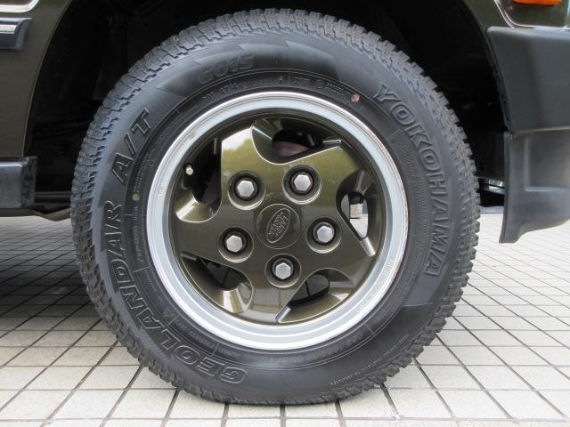 レンジローバー バンデンプラ　本革　ＳＲ　純正同色ＡＷ　ＬＷＢ　コイルサス換装済　後期インテリア　アイアンバンパー　サブタンク新品交換　天張新品生地張替済　Ｒクォーターガラスシール左右交換済　正規ディーラー車　右ハンドル　記録簿付（20枚目）