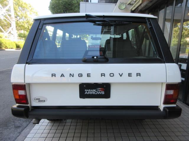 レンジローバー ベースグレード　本革　ＳＲ　ＳＷＢ　クラシックインテリア　コイルサス　ボディＮｅｗペイント　バーチカルグリル　ウッドパネルリペア施工　ウッドステアリング　天張張替済　ＬＥＤヘッドライト　バックカメラ　前後ドラレコ付（3枚目）