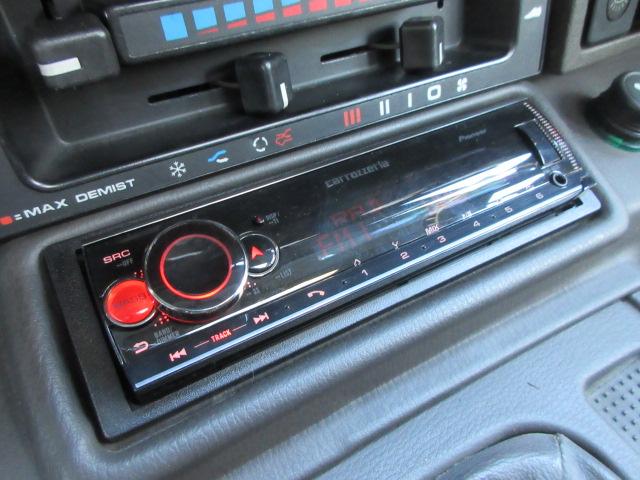 レンジローバー ベースグレード　本革　ＳＲ　ＳＷＢ　クラシックインテリア　コイルサス　ボディＮｅｗペイント　バーチカルグリル　ウッドパネルリペア施工　ウッドステアリング　天張張替済　ＬＥＤヘッドライト　バックカメラ　前後ドラレコ付（10枚目）