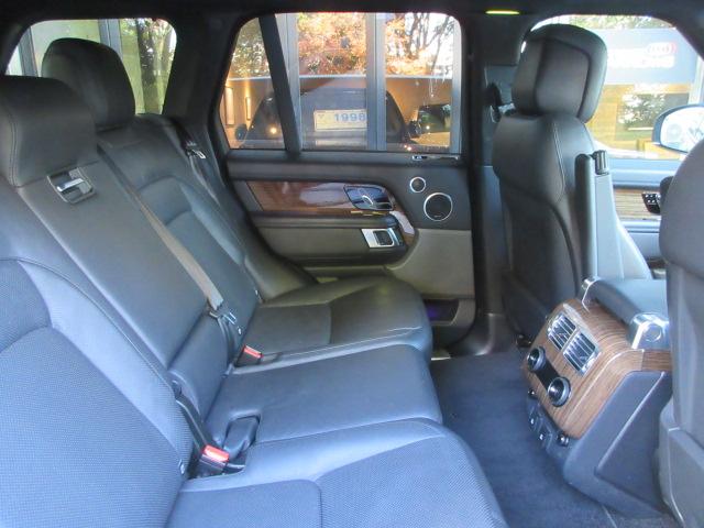 レンジローバー ヴォーグ 本革 パノラマSR ナビTV OP22AW 後期モデル ディーゼル 電動デプロイアブルサイドステップ ブラックコントラストルーフ ドライブパック MERIDIAN ピクセルLED 全正規ディーラー記付(14枚目)