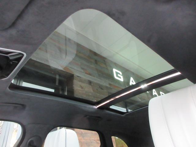 レンジローバーヴェラール SVオートバイオグラフィーダイナミックエディション 専用本革 パノラマSR ナビTV 純正OP22AW 特別限定車 日本53台限定 Touch Duo Pro MERIDIANサラウンドサウンド アクティブエキゾースト ワンオーナー車 屋内ガレージ保管(12枚目)