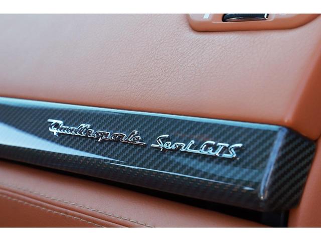 スポーツGT S サンルーフ クオイオレザー&アルカンタラインテリア カラードステアリング 純正20インチAW 2010年 後期モデル(39枚目)