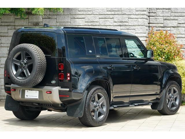 ディフェンダー １１０Ｘ－ダイナミックＳＥ　Ｄ３００　７人乗り　ファミリーパック　エアサス　ベージュ＆グレー内装　サイドステップ　ＭＥＲＩＤＩＡＮサウンド　ワンオーナー　新車保証付き（18枚目）