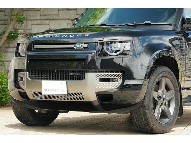 ディフェンダー １１０Ｘ－ダイナミックＳＥ　Ｄ３００　７人乗り　ファミリーパック　エアサス　ベージュ＆グレー内装　サイドステップ　ＭＥＲＩＤＩＡＮサウンド　ワンオーナー　新車保証付き（26枚目）