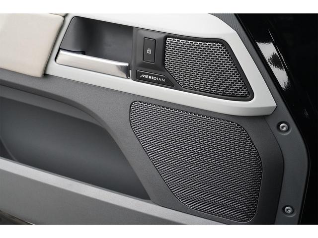 ディフェンダー １１０Ｘ－ダイナミックＳＥ　Ｄ３００　７人乗り　ファミリーパック　エアサス　ベージュ＆グレー内装　サイドステップ　ＭＥＲＩＤＩＡＮサウンド　ワンオーナー　新車保証付き（55枚目）