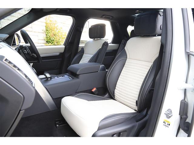ディスカバリー Ｒ－ダイナミック　ＨＳＥ　Ｄ３００　パノラミックサンルーフ　アイボリー＆ブラックレザー　純正２２インチＡＷ　エアサス　ＭＥＲＩＤＩＡＮサラウンド　７人乗り　ワンオーナー　新車保証付き（30枚目）