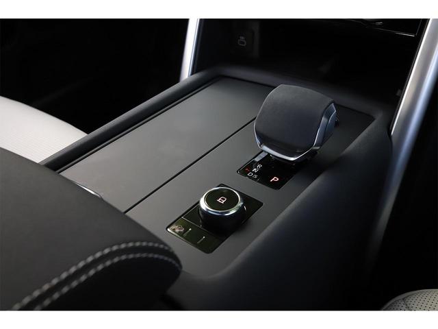 ディスカバリー Ｒ－ダイナミック　ＨＳＥ　Ｄ３００　パノラミックサンルーフ　アイボリー＆ブラックレザー　純正２２インチＡＷ　エアサス　ＭＥＲＩＤＩＡＮサラウンド　７人乗り　ワンオーナー　新車保証付き（42枚目）