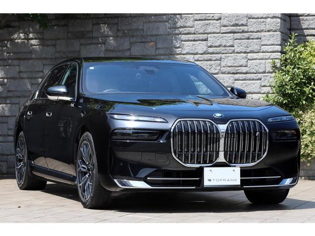 ｉ７ ｘＤｒｉｖｅ　６０　エクセレンス　Ｉｎｄｉｖｉｄｕａｌエクステンドレザーメリノインテリア　リアコンフォートＰＫＧ　パノラマガラスルーフ　Ｂｏｗｅｒｓ＆Ｗｉｌｋｉｎｓ　新車保証付き（15枚目）