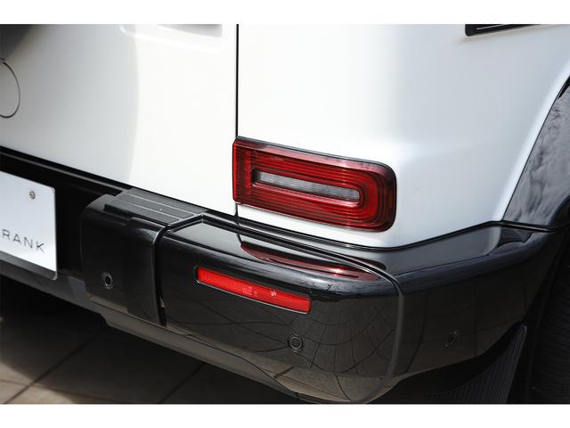 Ｇクラス Ｇ３５０ｄ　マヌファクトゥーアエディション　ナイトＰＫＧ　ＡＭＧライン　ラグジュアリーＰＫＧ　サンルーフ　アダプティブダンピングシステム　ＡＭＧ２０インチＡＷ　ブルメスター（31枚目）
