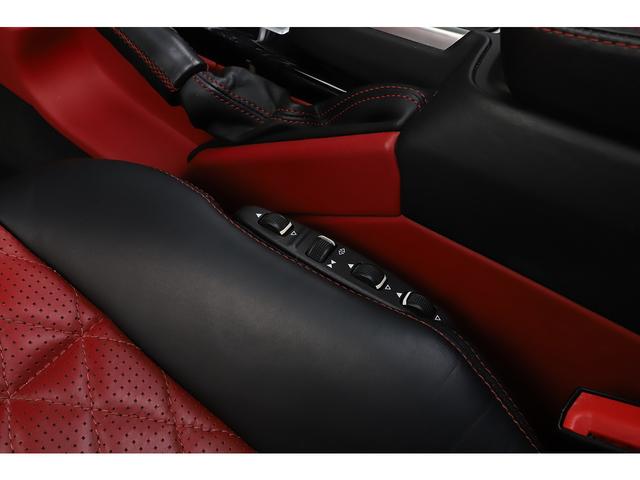 Ｇクラス Ｇ６３　デジーノインテリアＰＫＧ　純正マットカラー　デジーノマグノナイトブラック　５７１ＰＳモデル　ＡｐｐｌｅＣａｒＰｌａｙ　最終モデル（40枚目）