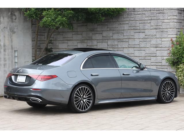 Ｓクラス Ｓ４００ｄ　４マチック　ＡＭＧライン　ベーシックＰＫＧ　レザーエクスクルーシブＰＫＧ　ドライバーズＰＫＧ　ＯＰ２１インチＡＷ　Ｂｕｒｍｅｓｔｅｒ３Ｄサラウンド（17枚目）